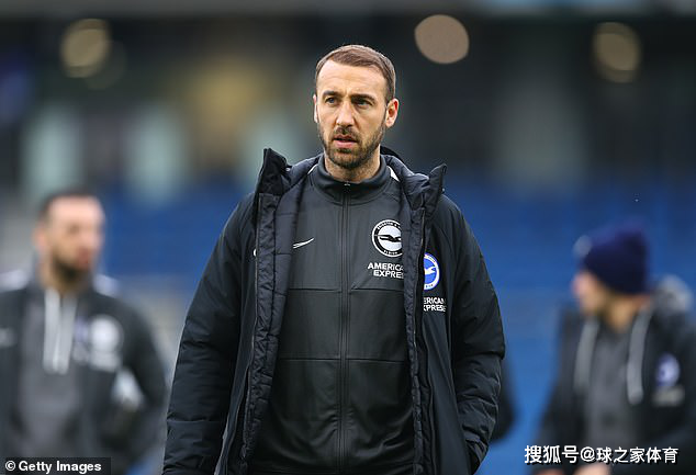  阿斯顿维拉主帅神换人改变比赛走势